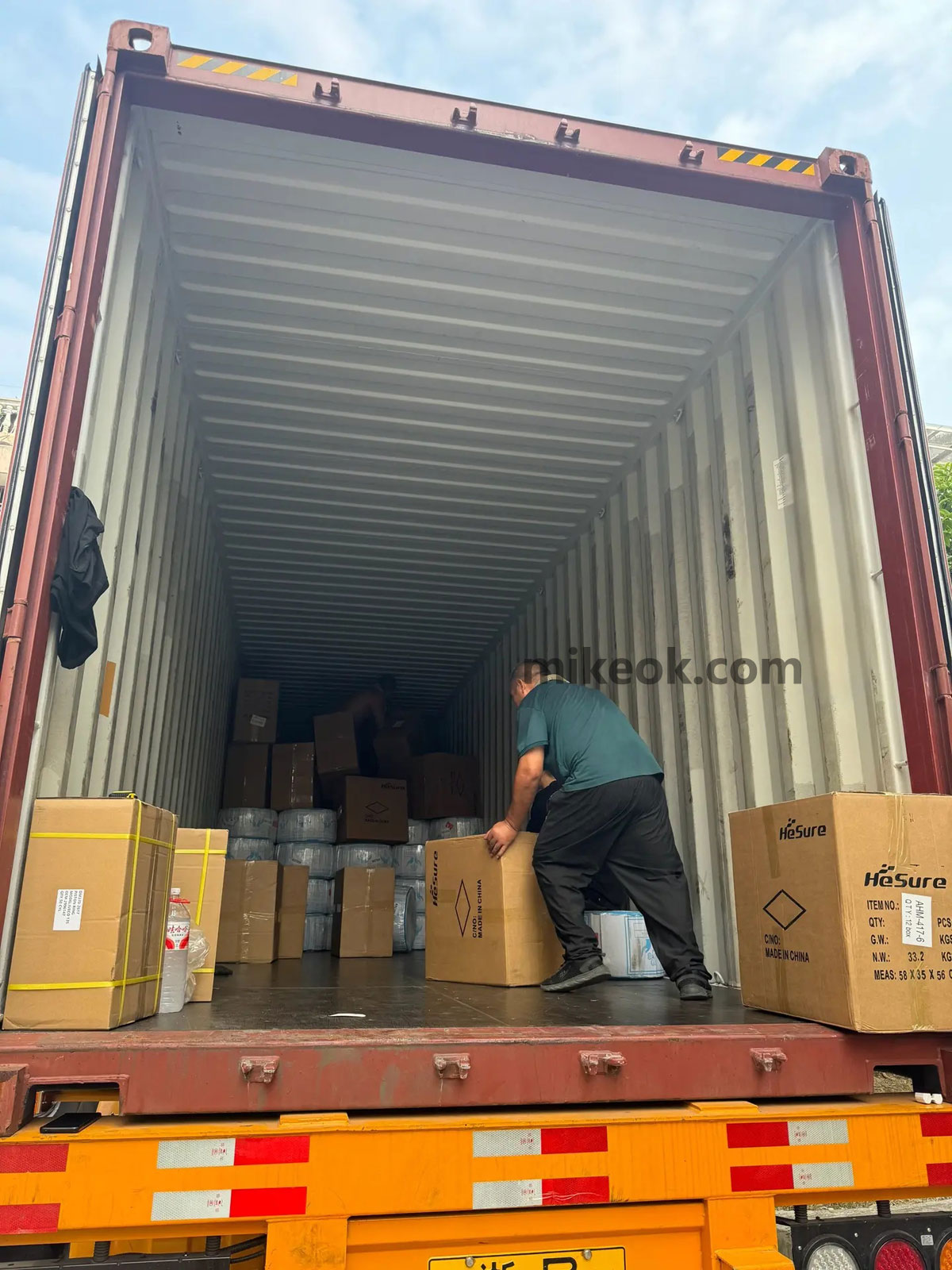 Shipment preparation in China